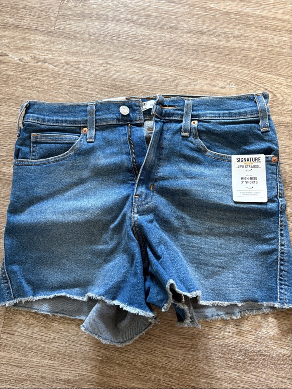 NWT Levi Strauss Signature Blue Denim Jean Shorts with Leather Patch